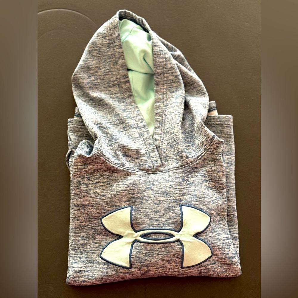 Under Armour Women’s Sweatshirt